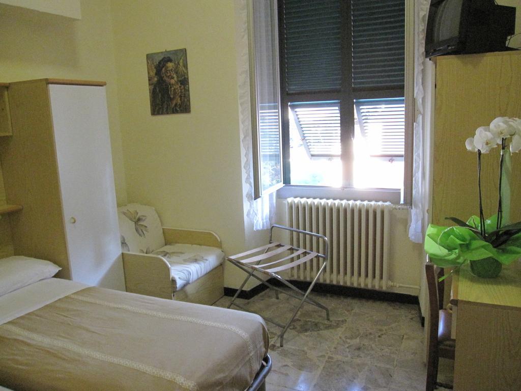 Albergo Kristina Bordighera Værelse billede